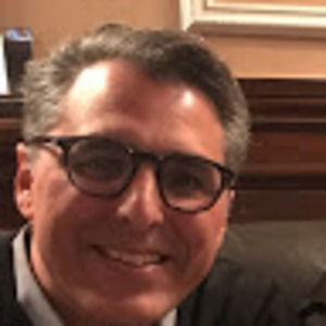 Meet your Posher, Luis